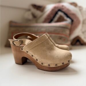 Sezane Taylor Beige Suede Wood Platform Heeled Clogs - 6.5 / 37